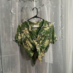 green American Eagle cropped Hawaiian shirt with tie *small*